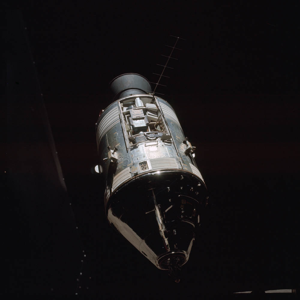 AS17-145-22248