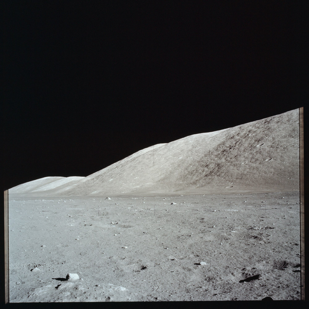 AS17-147-22498