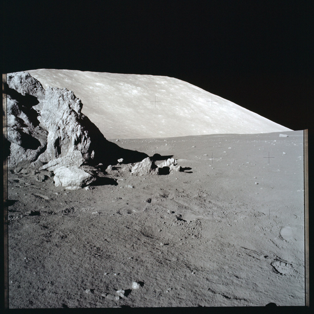 AS17-147-22543