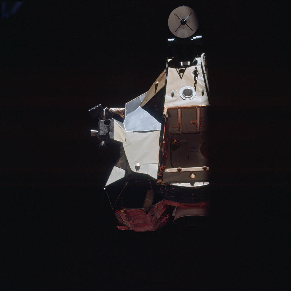AS17-149-22851