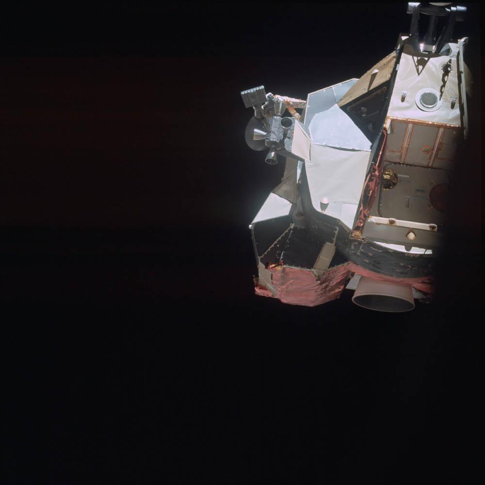 AS17-149-22855