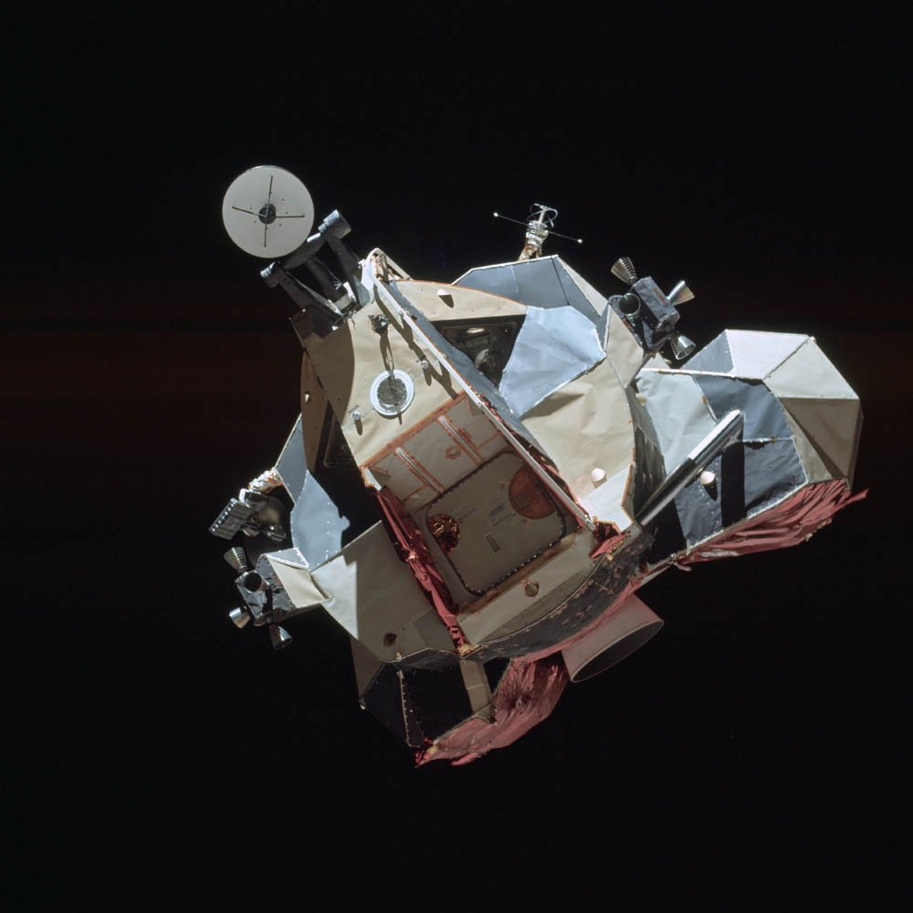 AS17-149-22858