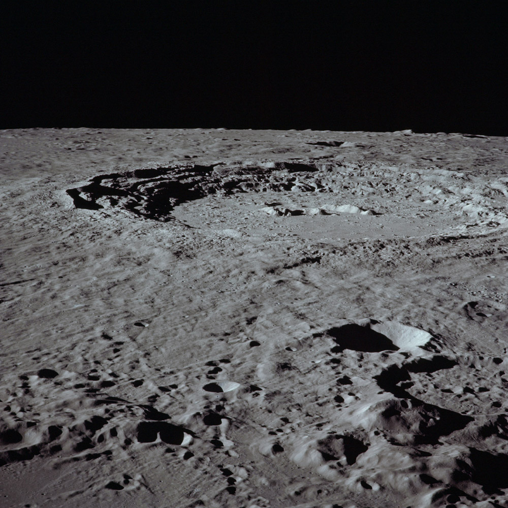 AS17-151-23260