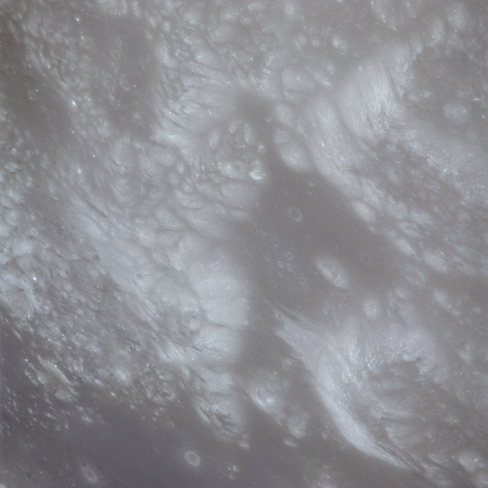 AS17-151-23263