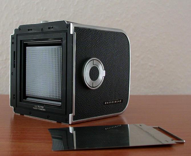 Soyuz TM-8 Hasselblad
          magazine with dark slide totally removed