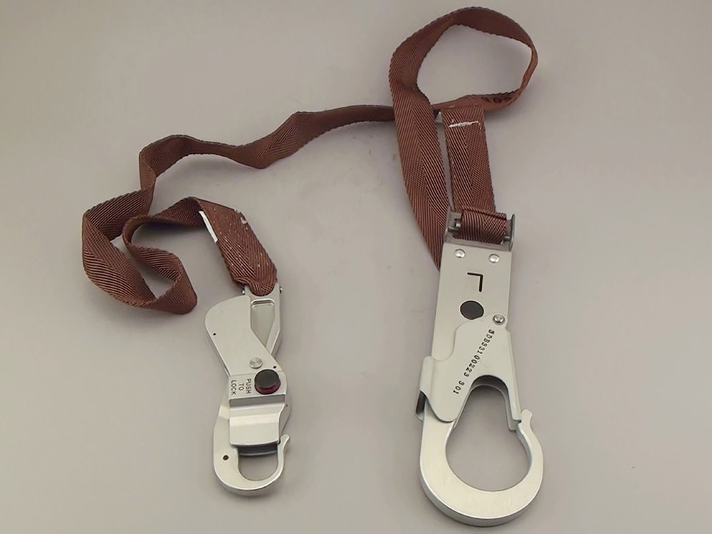 Apollo
            11 Waist Tether