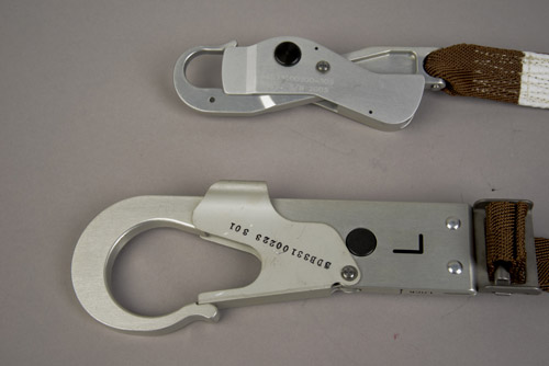 LY
                  NASM Conservation Photo Waist Tether