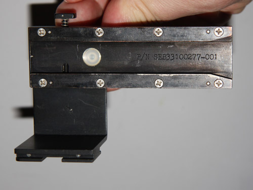 A12 flown right-angle bracket, left-right
                  reversed