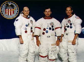 image Apollo 16 portrait